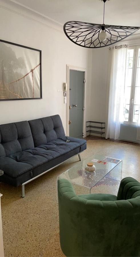 L'Ecrin Des Calquieres Lägenhet Nîmes Exteriör bild